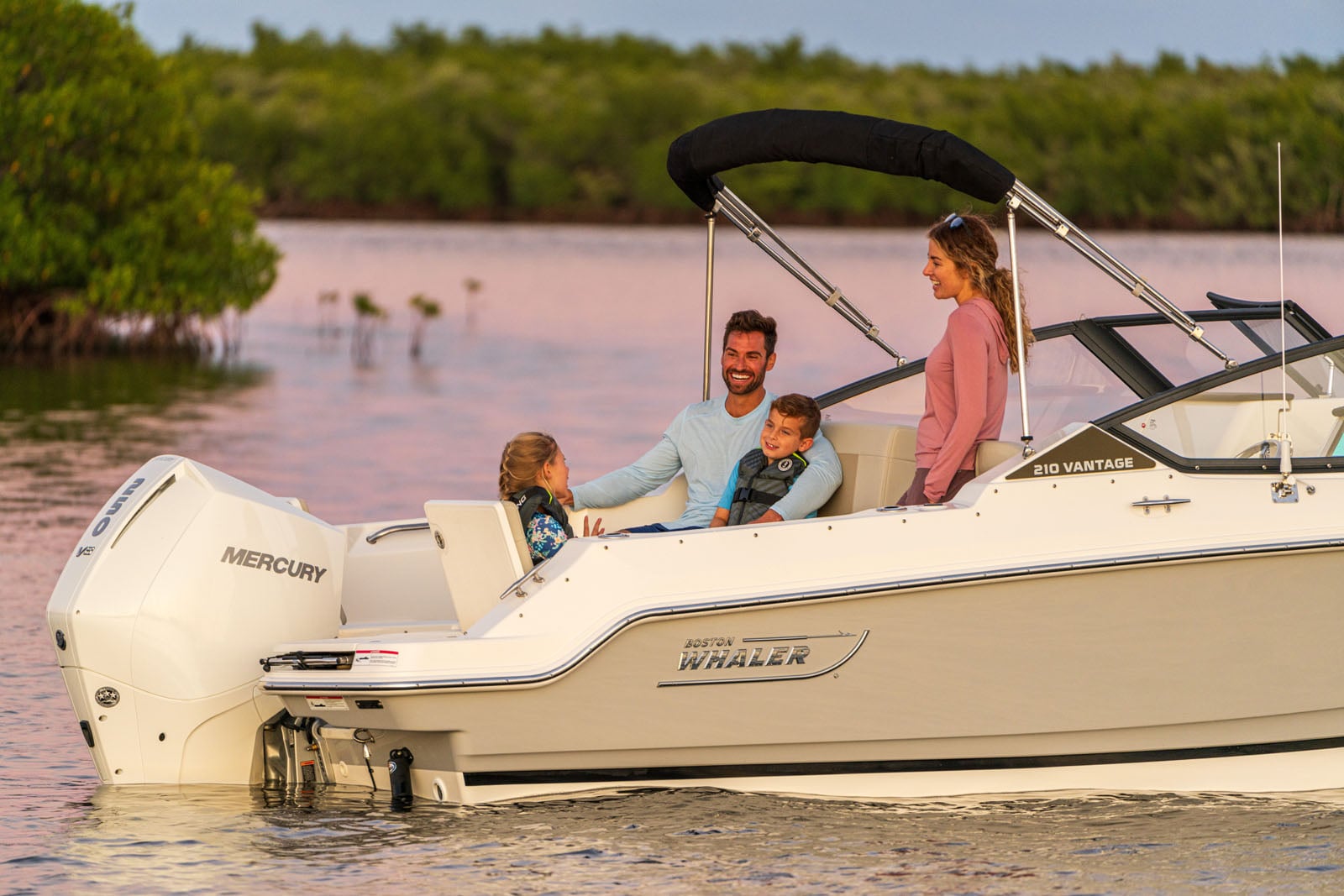 210 Vantage marketing photo