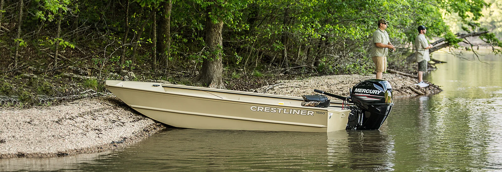 1660 Retriever Jon Deluxe marketing photo
