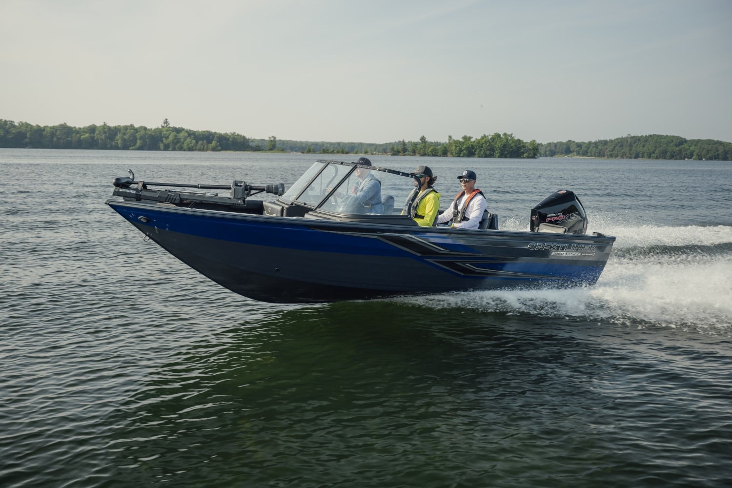 1750 Super Hawk marketing photo