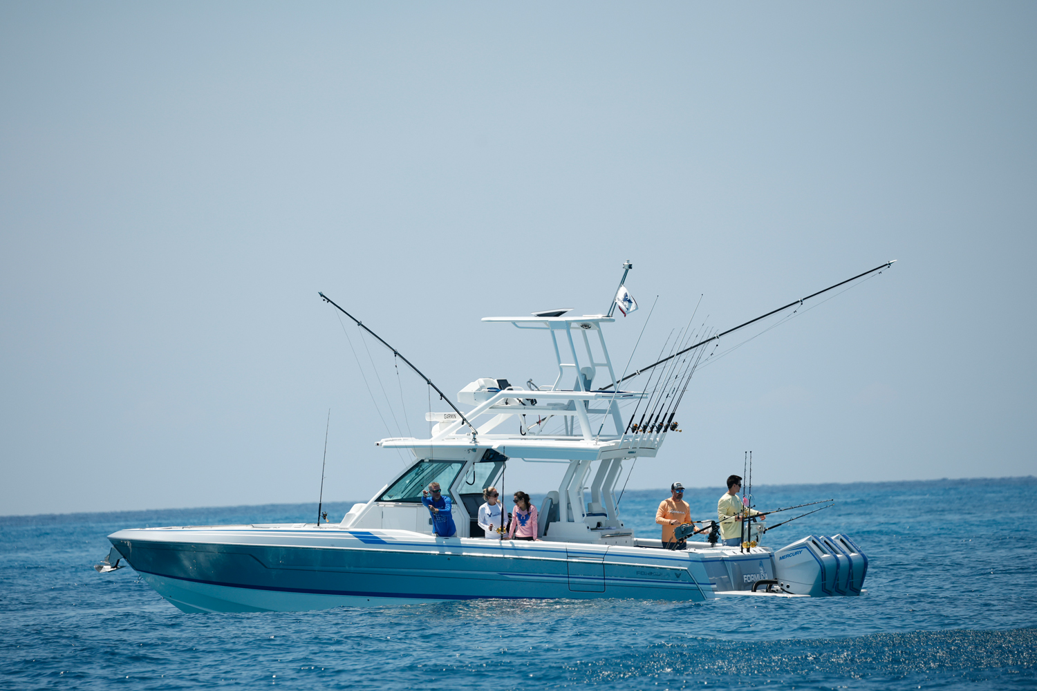 387 Center Console Fish marketing photo