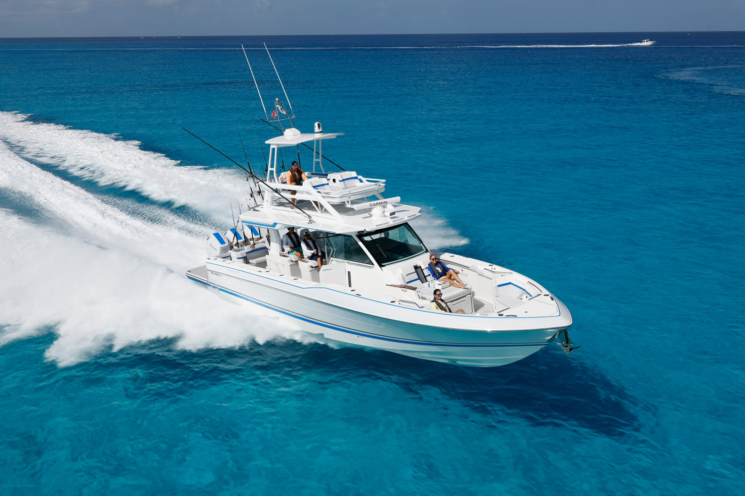 457 Center Console Fish marketing photo