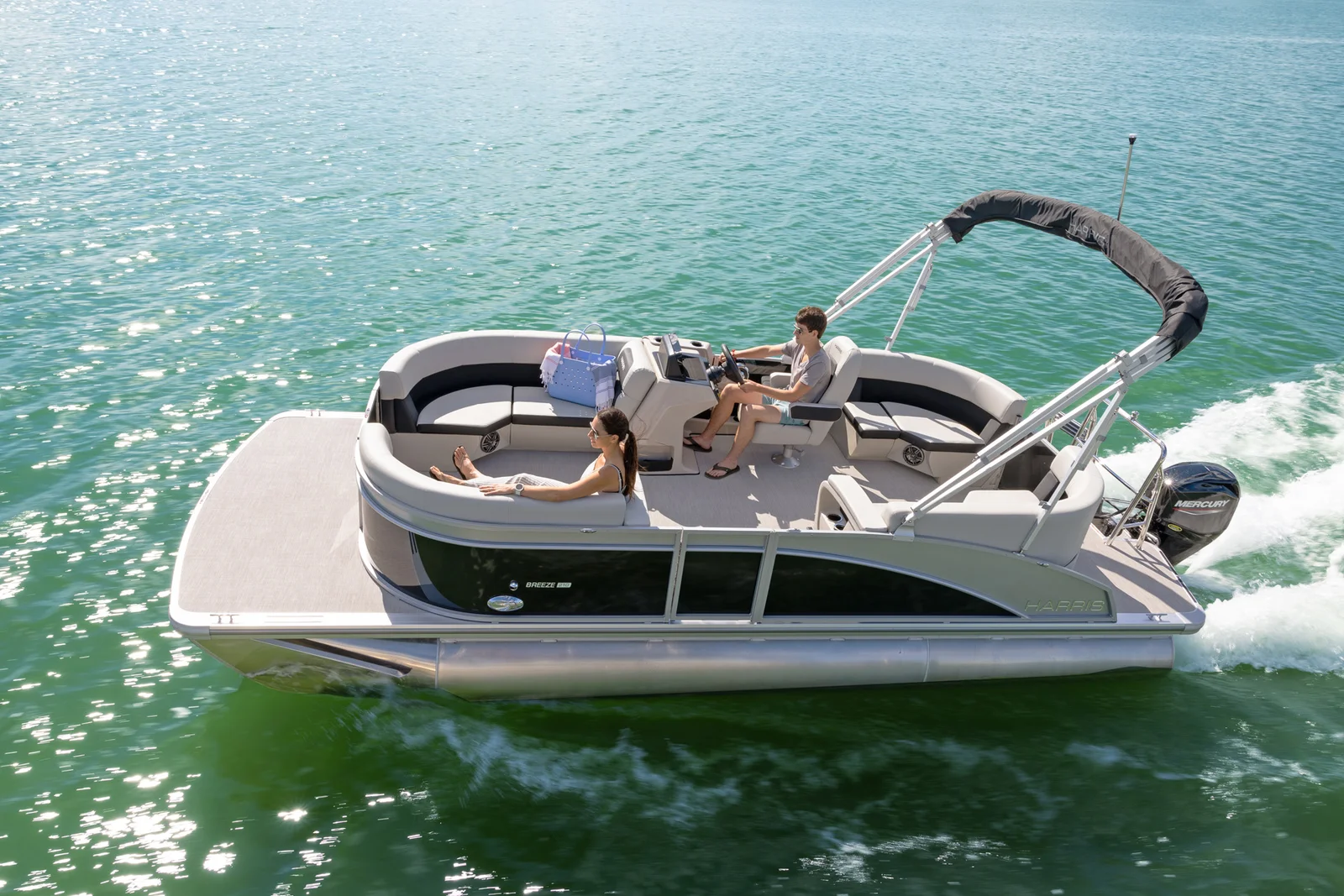 BREEZE 230 marketing photo
