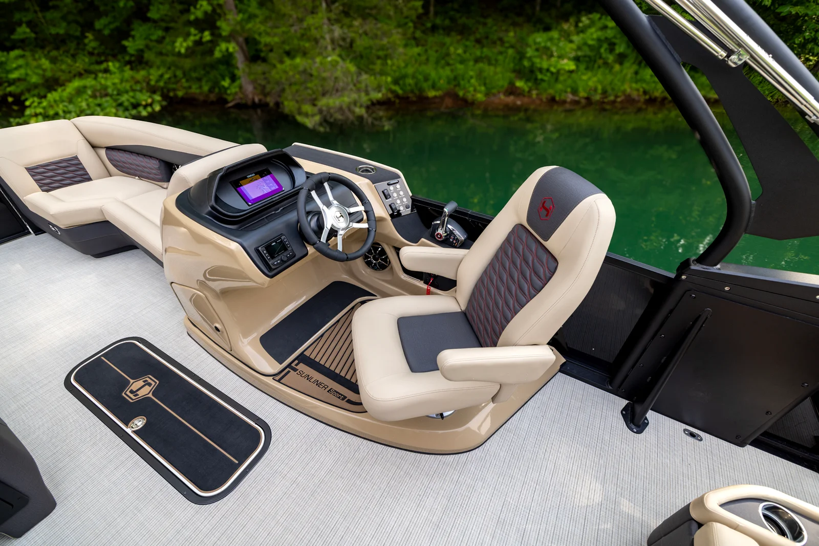 SUNLINER 230 SPORT marketing photo
