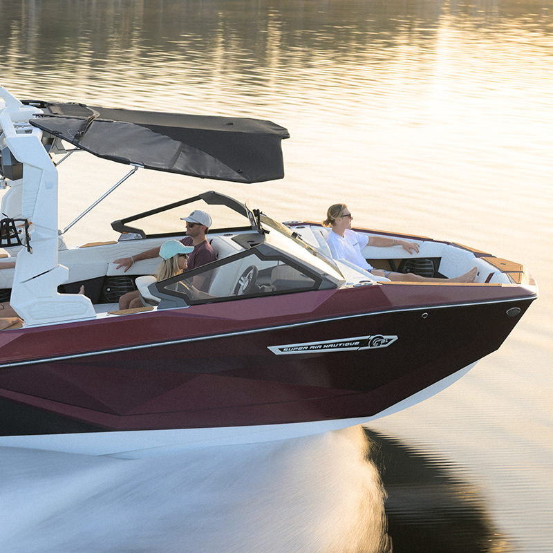 Super Air Nautique G21 marketing photo