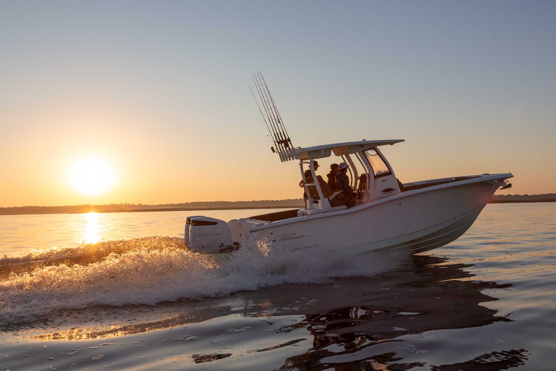 Islander 180 marketing photo