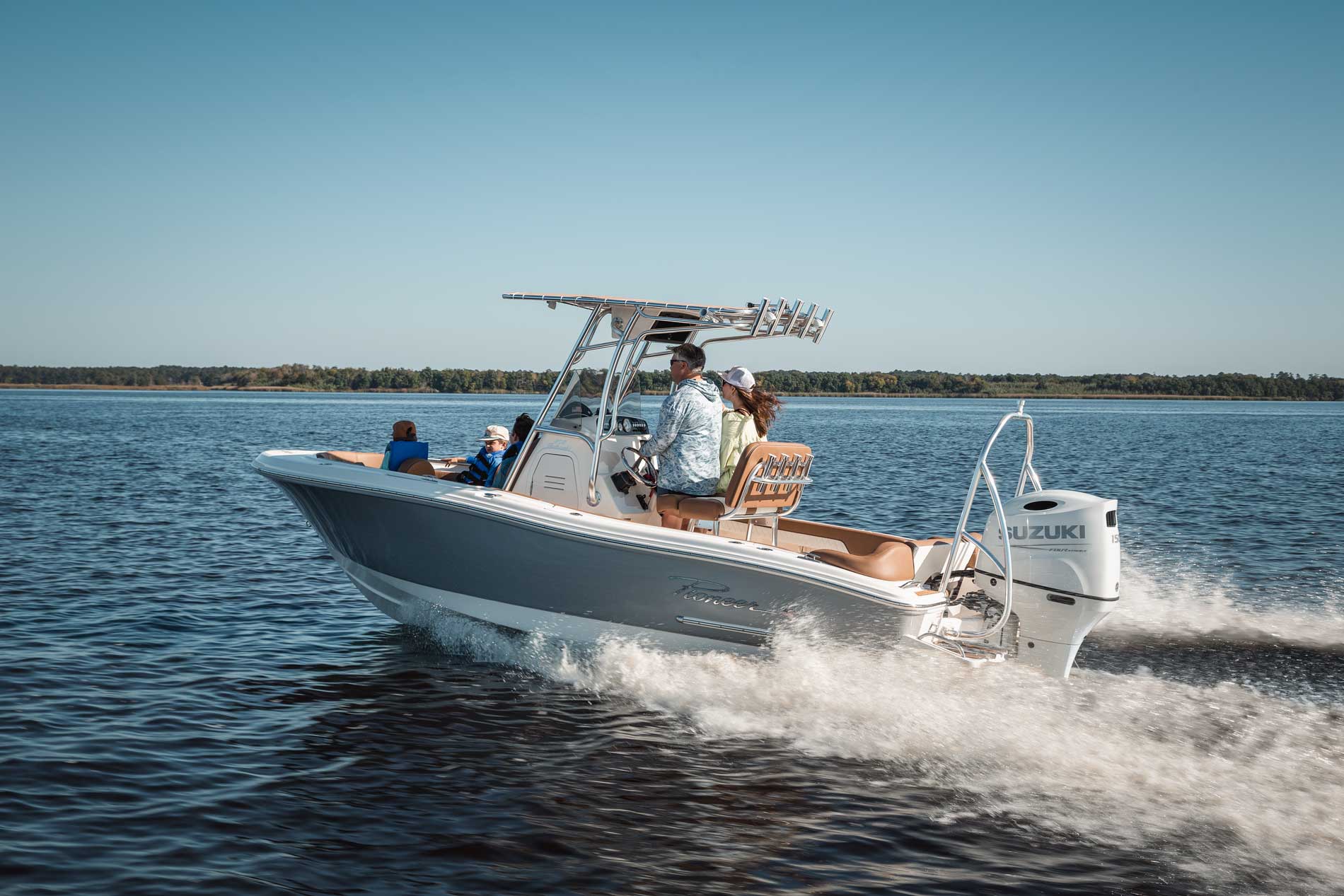 Islander 202 marketing photo