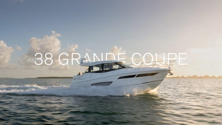 38 Grande Coupe marketing photo