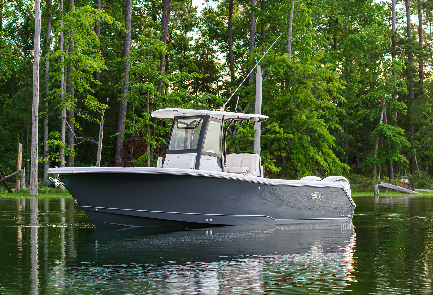 GAMEFISH 27CB marketing photo